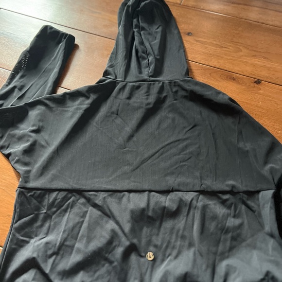 Buffbunny pullover mesh sweater - Picture 3 of 4